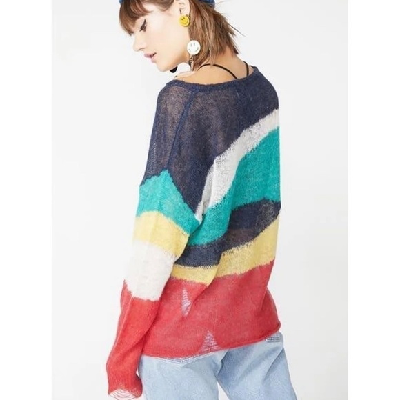 Wildfox Couture Marvel Sweater in Size Small - Picture 4 of 6